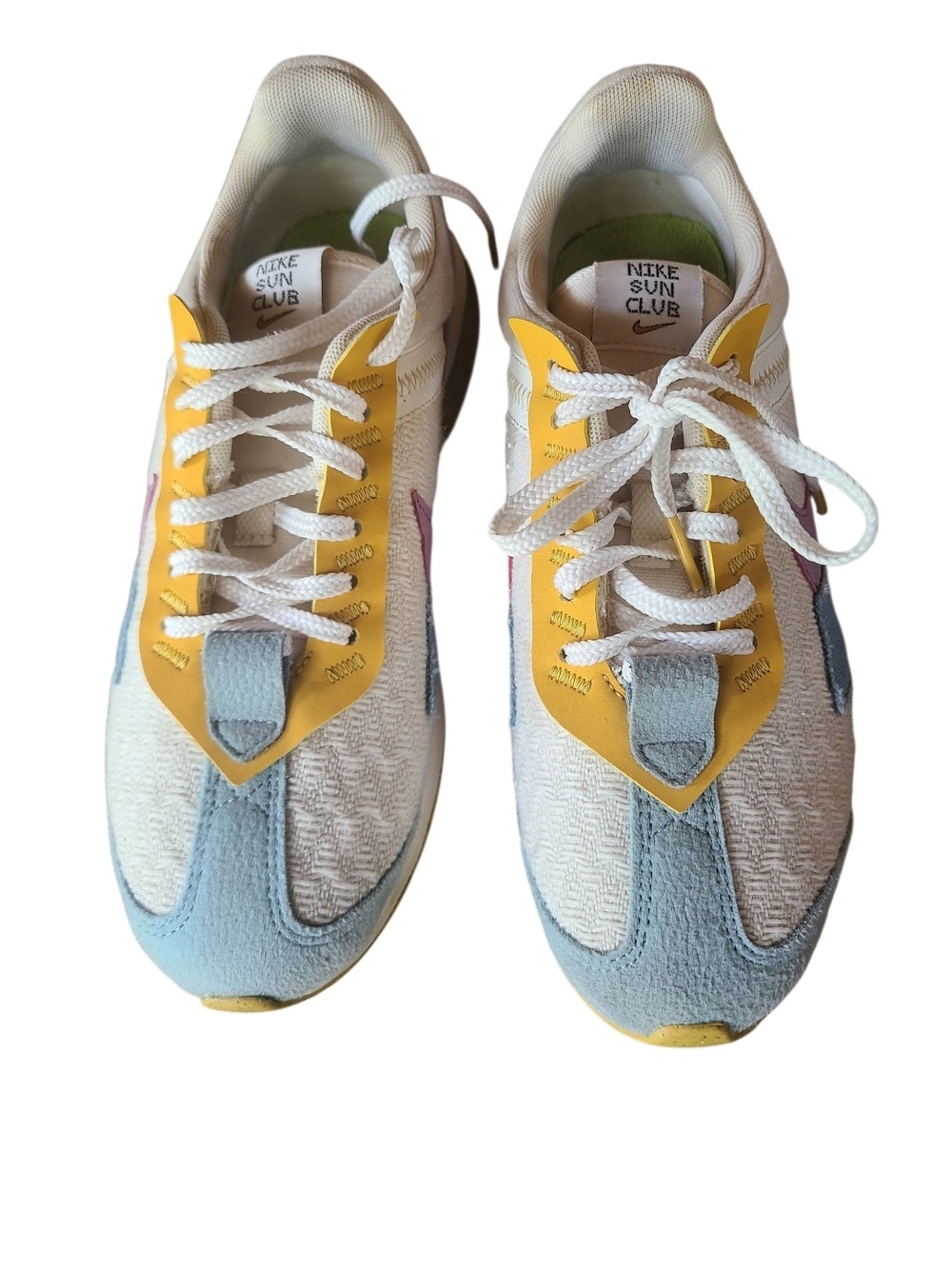 Nike Sun Club Women’s White & Yellow Low-Top Sneakers Size 8